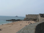 Vue des remparts sur la plage